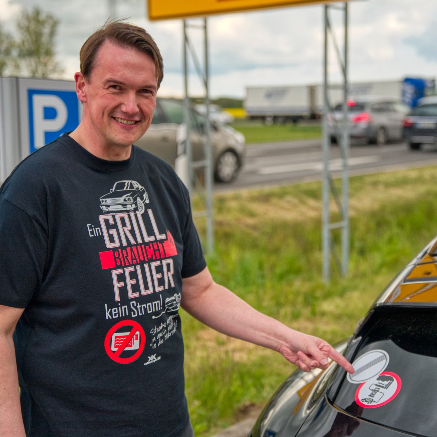 T-Shirt - Elektroautos sind Mikrowellen, Verbrenner die Grills