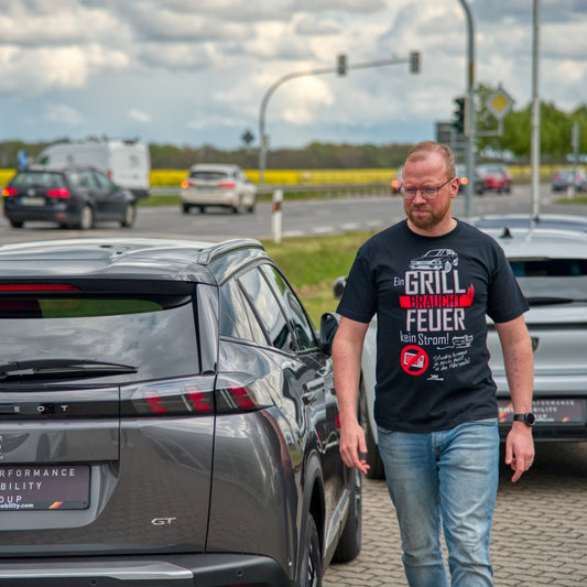 T-Shirt - Elektroautos sind Mikrowellen, Verbrenner die Grills